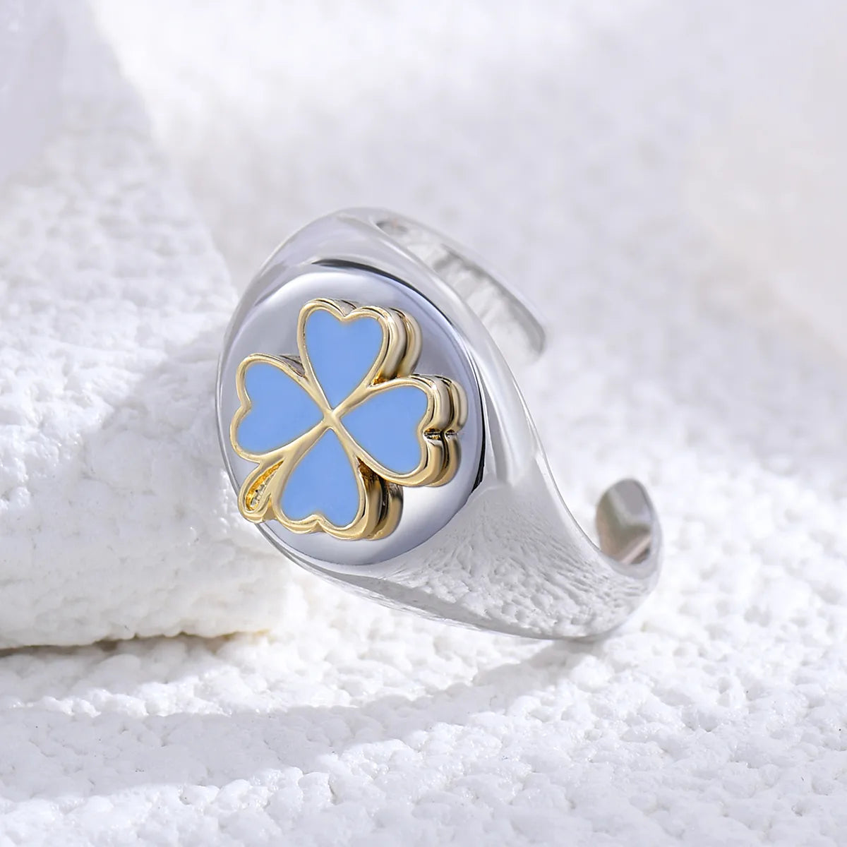 Wholesale Vintage Style Simple Style Four Leaf Clover Copper Plating White Gold Plated Open Rings