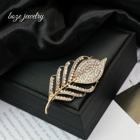 Wholesale Vintage Zinc Alloy Diamondencrusted Leaf Brooch With Electroplating For Women
