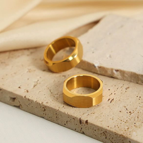 Wholesale Wide Glossy Couple Ring In Exaggerated Geometric Style Titanium Steel Electroplated