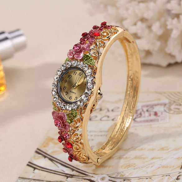Wholesale Women Quartz Bracelet Watch Jewelry Set Alloy Stainless Steel Oval Dial Threedimensional Flower Middle Ancient Style