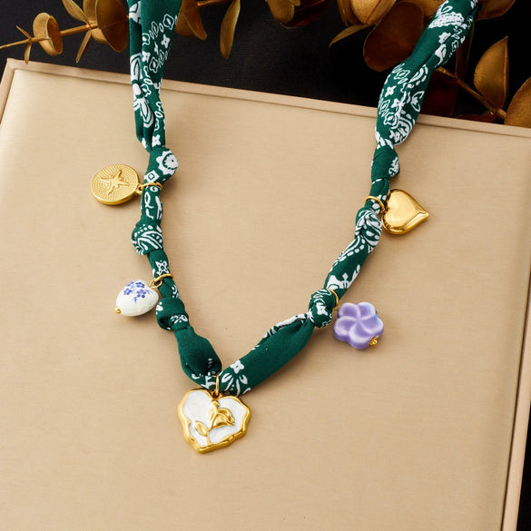 Wholesale Women's Accessories Retro Printed Stainless Steel Electroplated Heart Water Drop Bell Shaped Necklace Bracelet Suit