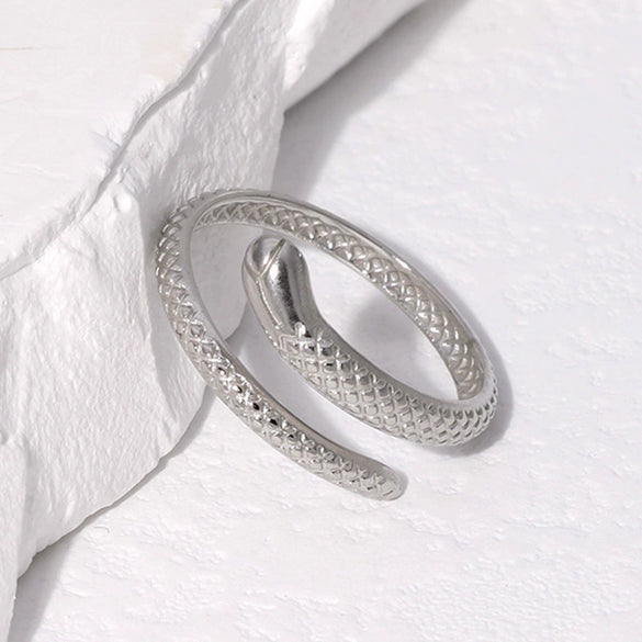 Wholesale Women's Adjustable Snakeshaped 18K Goldplated Titanium Steel Split Ring With Animal Pattern