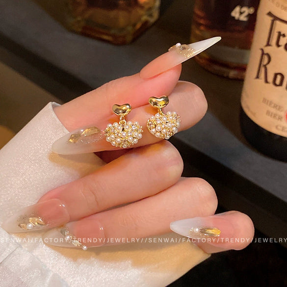 Wholesale Women's Alloy And 925 Silver Heart Shape Electroplated Pearl Love Earrings