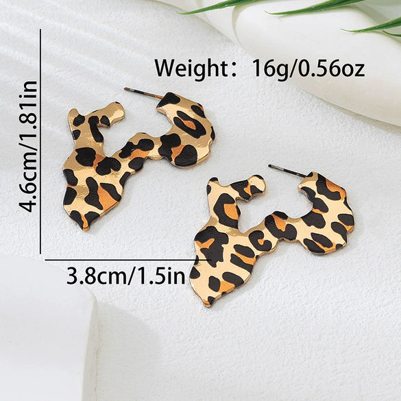 Wholesale Women's Alloy And Stainless Steel Electroplated Irregular Hollow Star And Flower Pattern Earrings