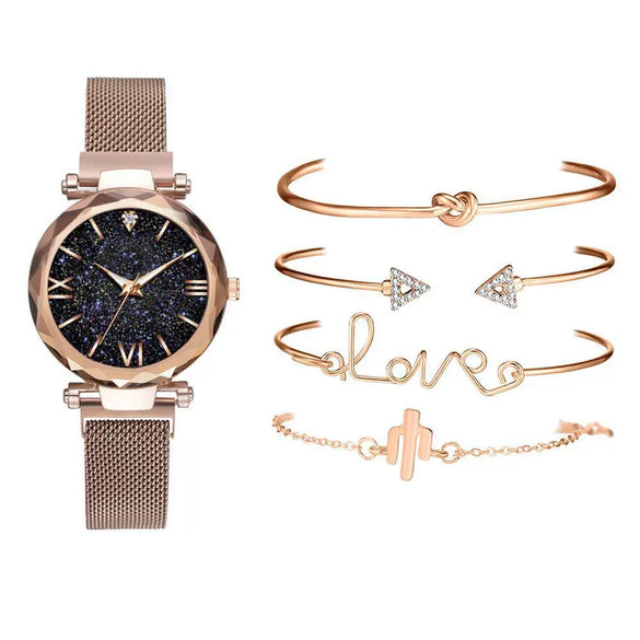 Wholesale Women's Alloy And Stainless Steel Leisure Style Round Dial Quartz Watch And Bracelet Suit
