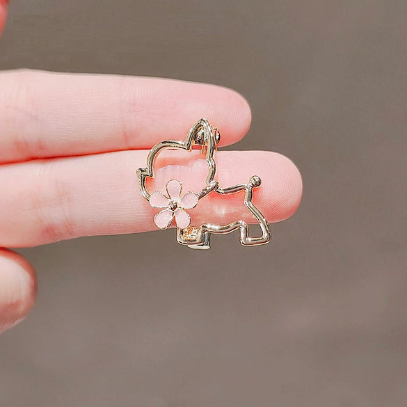 Wholesale Women's Alloy Antilight Puppy And Cherry Blossom Pattern Brooch With Electroplating Treatment