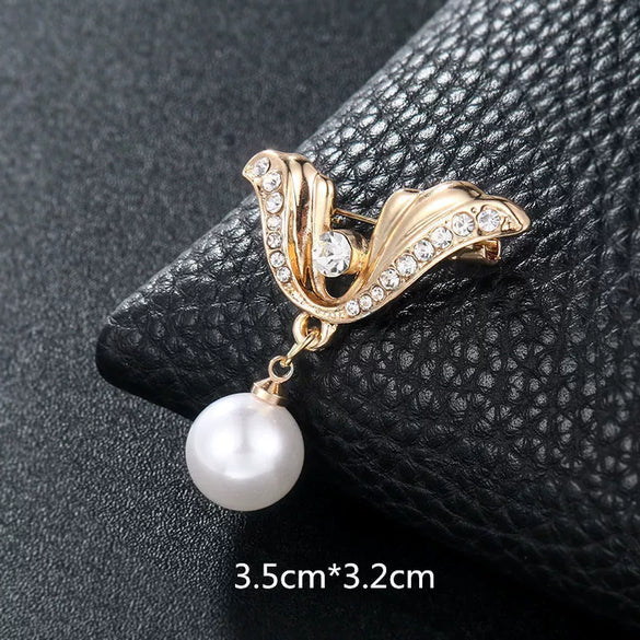 Wholesale Women's Alloy Antislip Brooch With Zodiac Pattern And Electroplating Design
