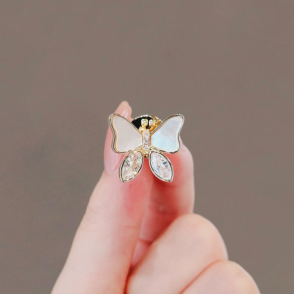 Wholesale Women's Alloy Antislip Brooch With Zodiac Pattern And Electroplating Design