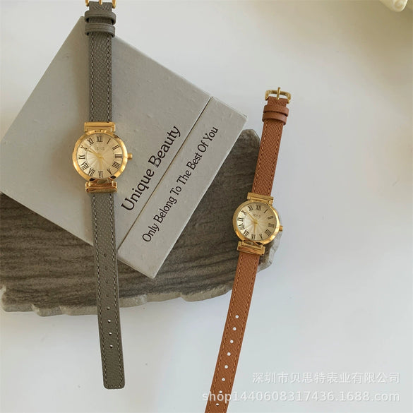 Wholesale Women's Alloy Case Ordinary Glass Mirror Medieval Style Roman Disc Watch