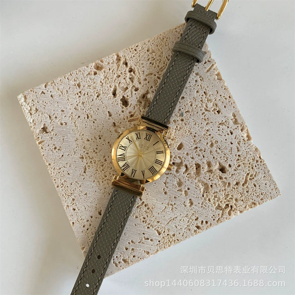 Wholesale Women's Alloy Case Ordinary Glass Mirror Medieval Style Roman Disc Watch