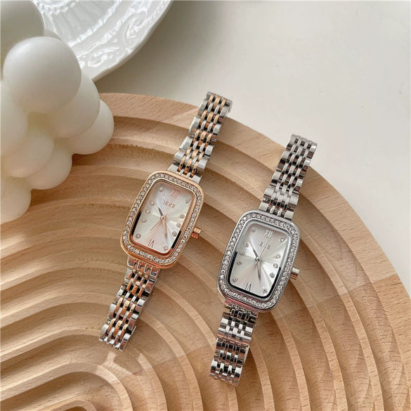 Wholesale Women's Alloy Case Quartz Watch With Rhinestone Oval Dial And Refined Steel Belt Business Style