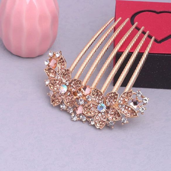 Wholesale Women's Alloy Electroplated Flower Pattern Rhinestone Retro Comb Hair Accessories