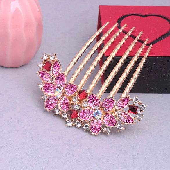 Wholesale Women's Alloy Electroplated Flower Pattern Rhinestone Retro Comb Hair Accessories