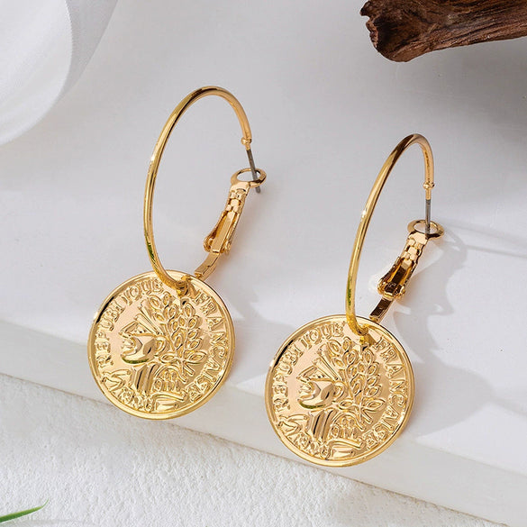 Wholesale Women's Alloy Electroplated Flowershaped Earrings