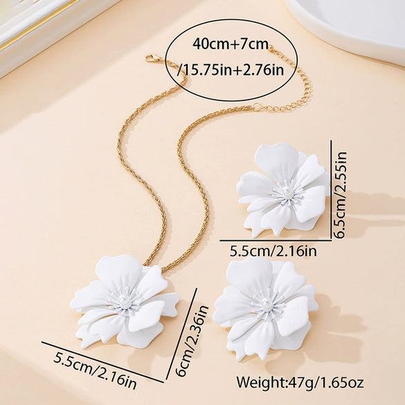 Wholesale Women's Alloy Electroplated Geometric Floral Accessories Set Earrings And Necklace