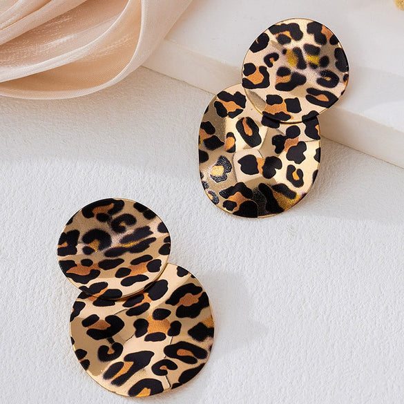 Wholesale Women's Alloy Electroplated Geometric Leopard Print Pleated Earrings