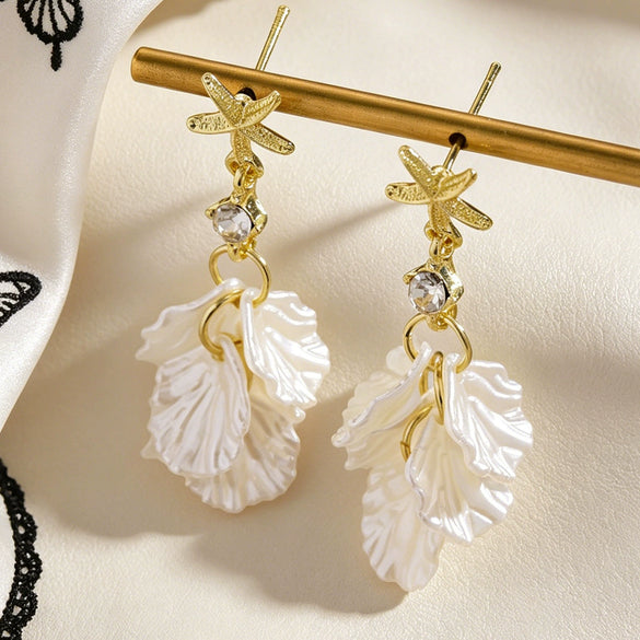 Wholesale Women's Alloy Electroplated Shell Pattern Starfish Petal Earrings With Zircon And Diamonds