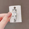 Wholesale Women's Alloy Flowershaped Antilight Kitten Brooch Electroplated Minimalist Fashionable Accessory