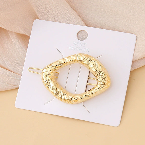 Wholesale Women's Alloy Geometric Electroplated Golden Frog Clip Jewelry