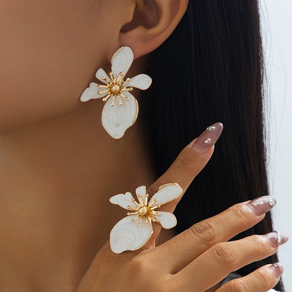 Wholesale Women's Alloy Geometric Enamel Flower Electroplated Jewelry Set Earrings And Ring
