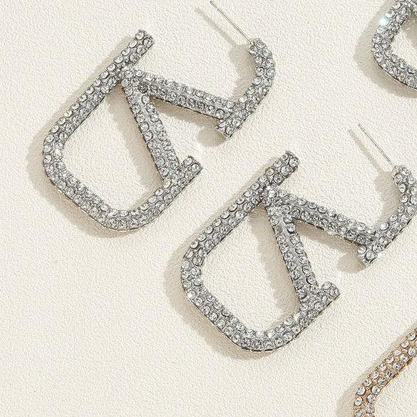 Wholesale Women's Alloy Geometric Letter V Inlaid Rhinestone Stud Earrings