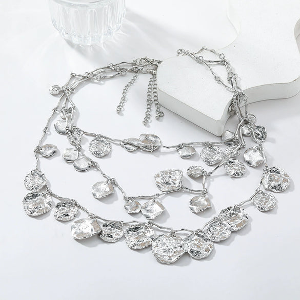 Wholesale Women's Alloy Geometric Round Pendant Necklace With Diamond Design And Snake Bone Chain Retro Cold Style