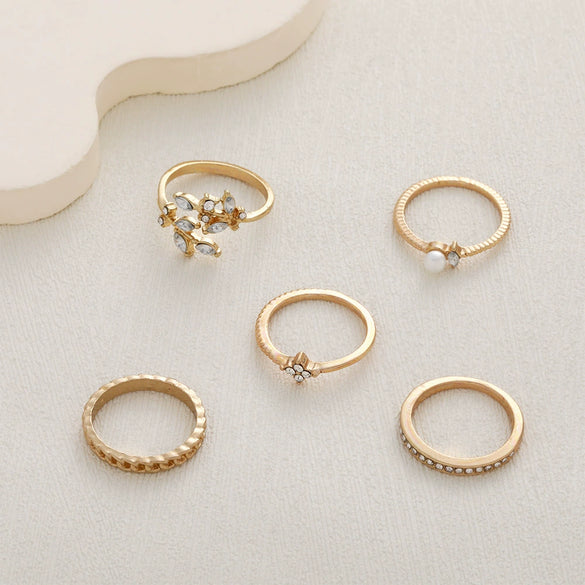Wholesale Women's Alloy Geometric Style Ring Jewelry With Leaves Diamond Pearl And Electroplating Treatment