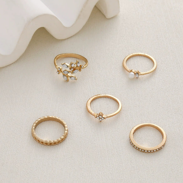 Wholesale Women's Alloy Geometric Style Ring Jewelry With Leaves Diamond Pearl And Electroplating Treatment