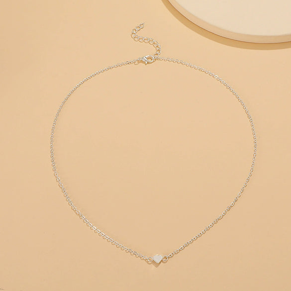 Wholesale Women's Alloy Heart Shape Pendant O Chain Necklace With Electroplating Treatment Korean Fashion Simple Love Style