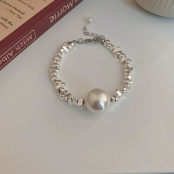 Wholesale Women's Alloy Pearl Geometric Irregular Chain Necklace With Electroplating Treatment