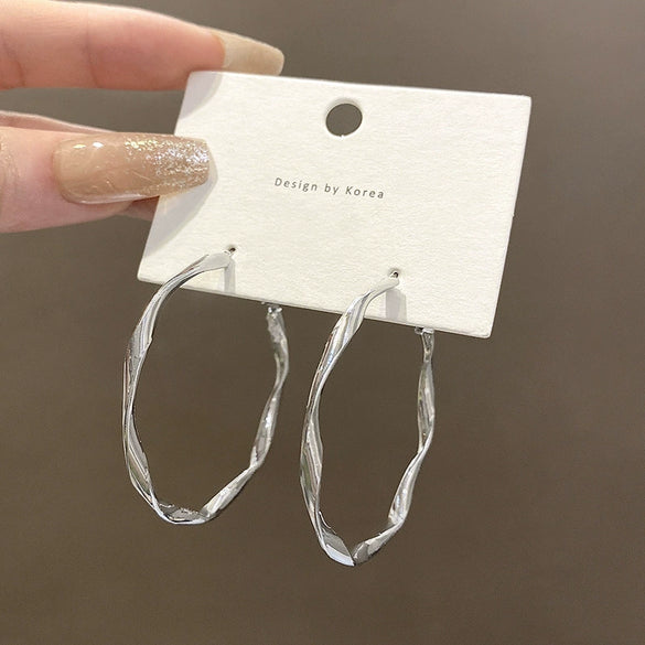 Wholesale Women's Alloy 925 Silver Needle Geometric Big Circle Irregular Earrings With Electroplating Treatment