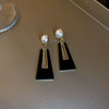 Wholesale Women's Alloy Silver Needle Geometric Earrings Set With Black Crystal High End Luxury Style