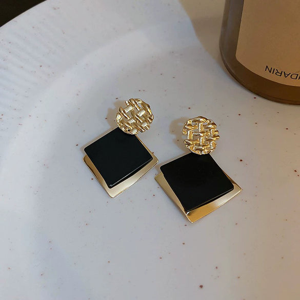 Wholesale Women's Alloy Silver Needle Geometric Earrings Set With Black Crystal High End Luxury Style