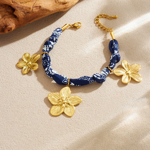 Wholesale Women's Ancient Style Plants And Flowers Pattern Blue Printed Fabric Chain Goldplated Stainless Steel Flower Pendant Jewelry Set