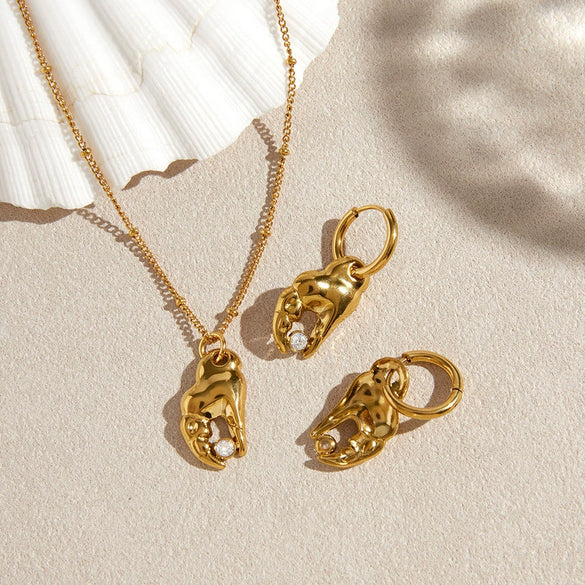 Wholesale Women's Animal Style Titanium Steel And Stainless Steel Electroplated Earrings And Necklace Set