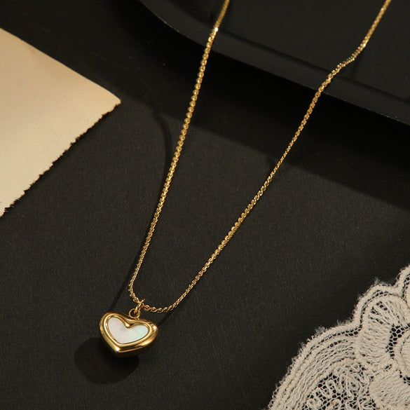 Wholesale Women's Asymmetrical Heartshaped Stainless Steel 14K Gold Plated Titanium Steel Necklace