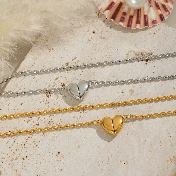 Wholesale Women's Ball Bead Chain Magnet Heart Necklace Stainless Steel Electroplated