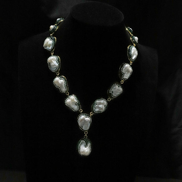 Wholesale Women's Baroque Freshwater Pearl Necklace With Gold Plated Pendant And Regular Chain Electroplating Style