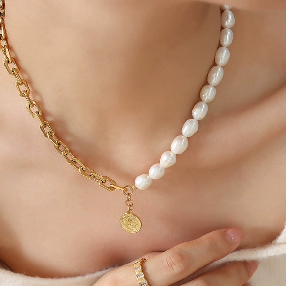 Wholesale Women's Baroque Geometric Freshwater Pearl And Titanium Steel Splicing Chain Necklace Jewelry