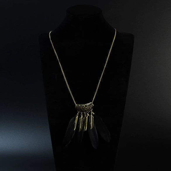 Wholesale Women's Bohemian Creative Feather Tassel Necklace With Geometric Style And Water Wave Chain
