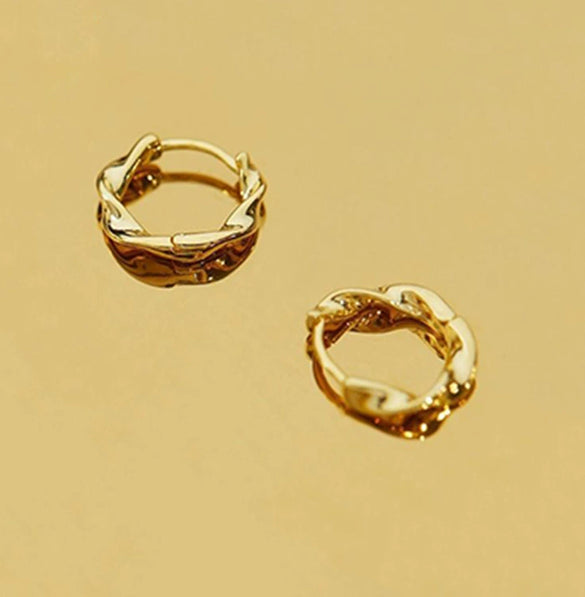 Wholesale Women's Brass Gold Plated Mobius Circle Earrings With Geometric Design