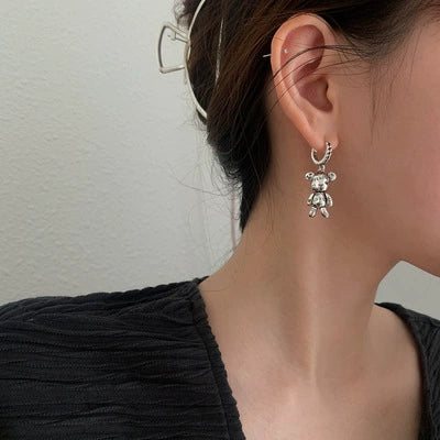 Wholesale Women's Brass Heart Shaped Asymmetric Bear Love Earrings Light Luxury Cold Style