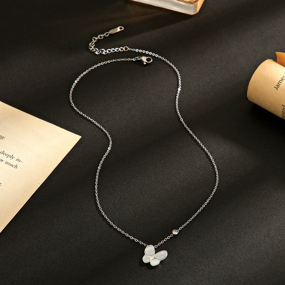 Wholesale Women's Butterfly And Zodiac Pattern Diamondencrusted Electroplated Titanium Steel And Stainless Steel Oshaped Chain Necklace Jewelry
