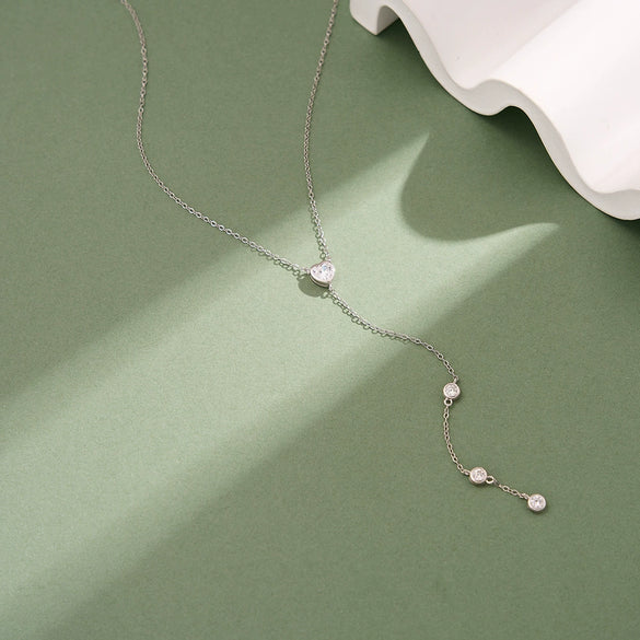 Wholesale Women's Casual Geometric Moissanite Clavicle Necklace With 925 Silver Pendant And Cross Chain Electroplated