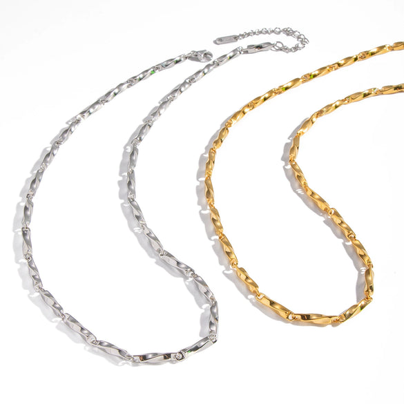 Wholesale Women's Casual Geometric Stainless Steel Necklace With 18K Real Gold Pvd Furnace Vacuum Plating