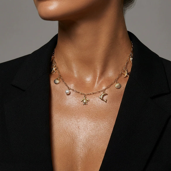 Wholesale Women's Casual Minimalist Electroplated Alloy Starfish Shell Dolphin Animal Pendant Necklace With Regular Chain