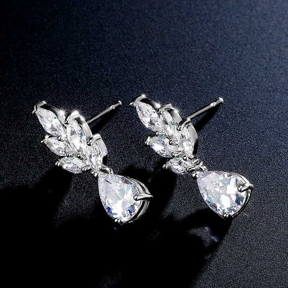 Wholesale Women's Classic Retro Microinlaid Copper Earrings With Horse Eye Water Drops Zircon And Geometric Pattern