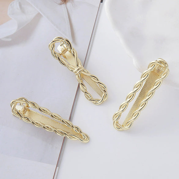 Wholesale Women's Cold Style Zinc Alloy Wave Shaped Duckbill Hairpin With Love Butterfly Design And Electroplating Treatment