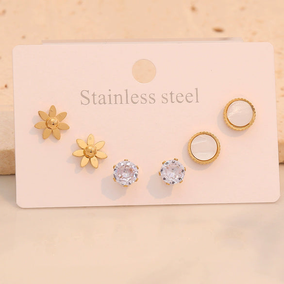 Wholesale Women's Compact Geometric Round Stainless Steel Earrings With Heart Shape Pattern And Electroplating