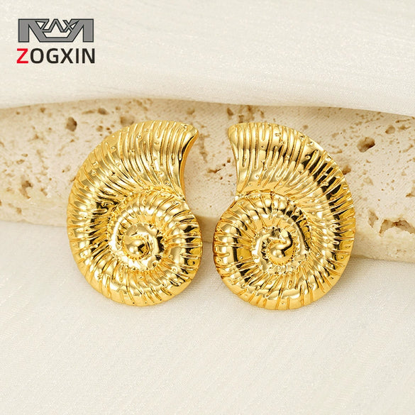 Wholesale Women's Conch Geometric Woven 316L Stainless Steel Earrings Plated 18K Gold